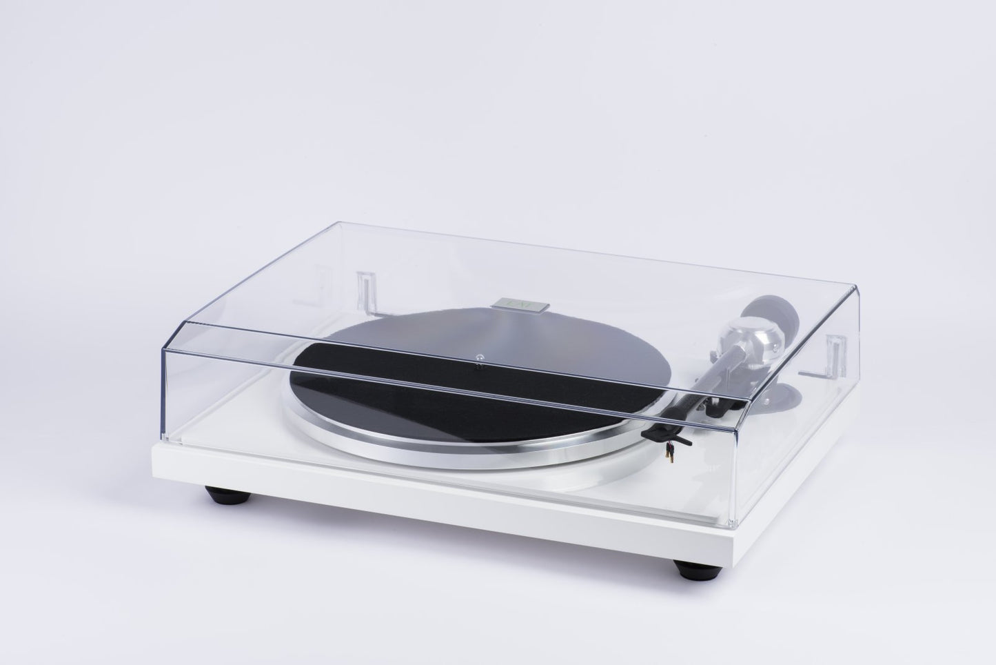 EAT B-sharp turntable