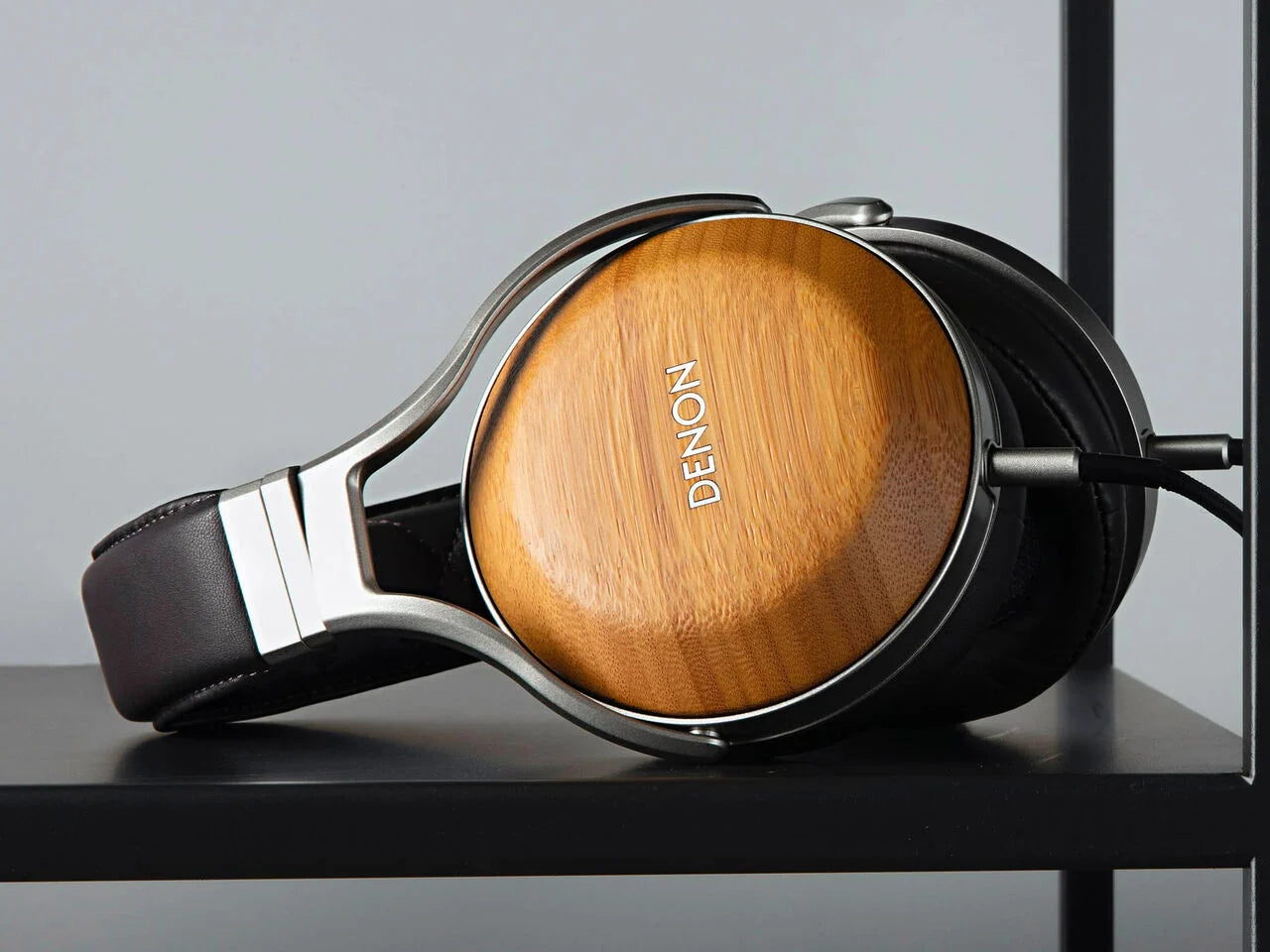 Denon AH-D9200 Flagship Hi-Fi Headphones