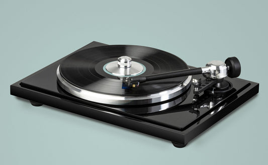 EAT B-sharp turntable