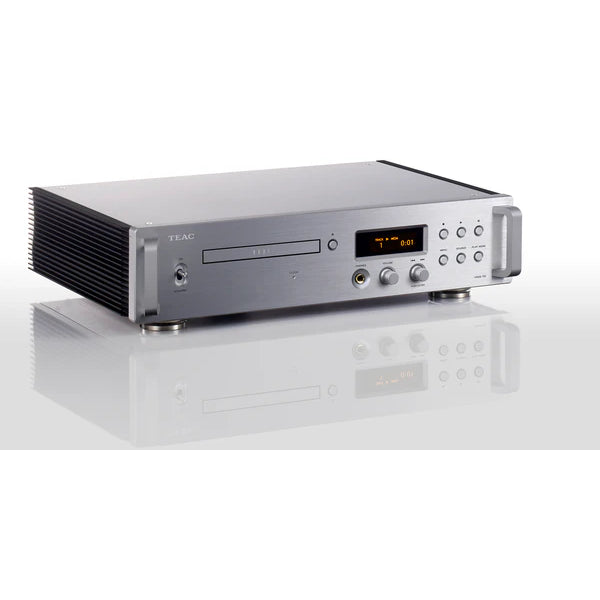 TEAC VRDS-701 Dual Monaural USB/DAC CD Player/Pre-Amp/Headphone Amplifier